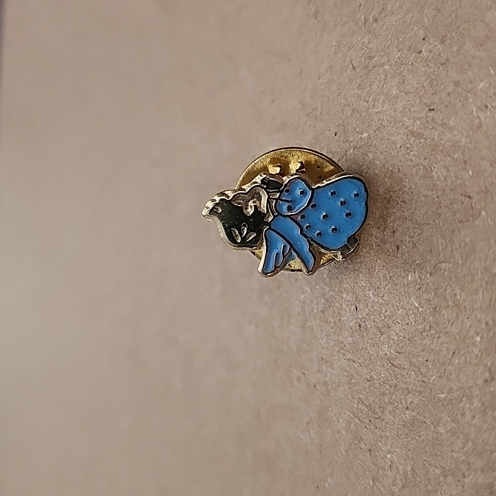 Pin Collection - Picture 9 of 13